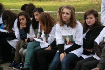 Durere, regrete și tăcere deplină, așa a fost condus Tudor pe ultimul drum