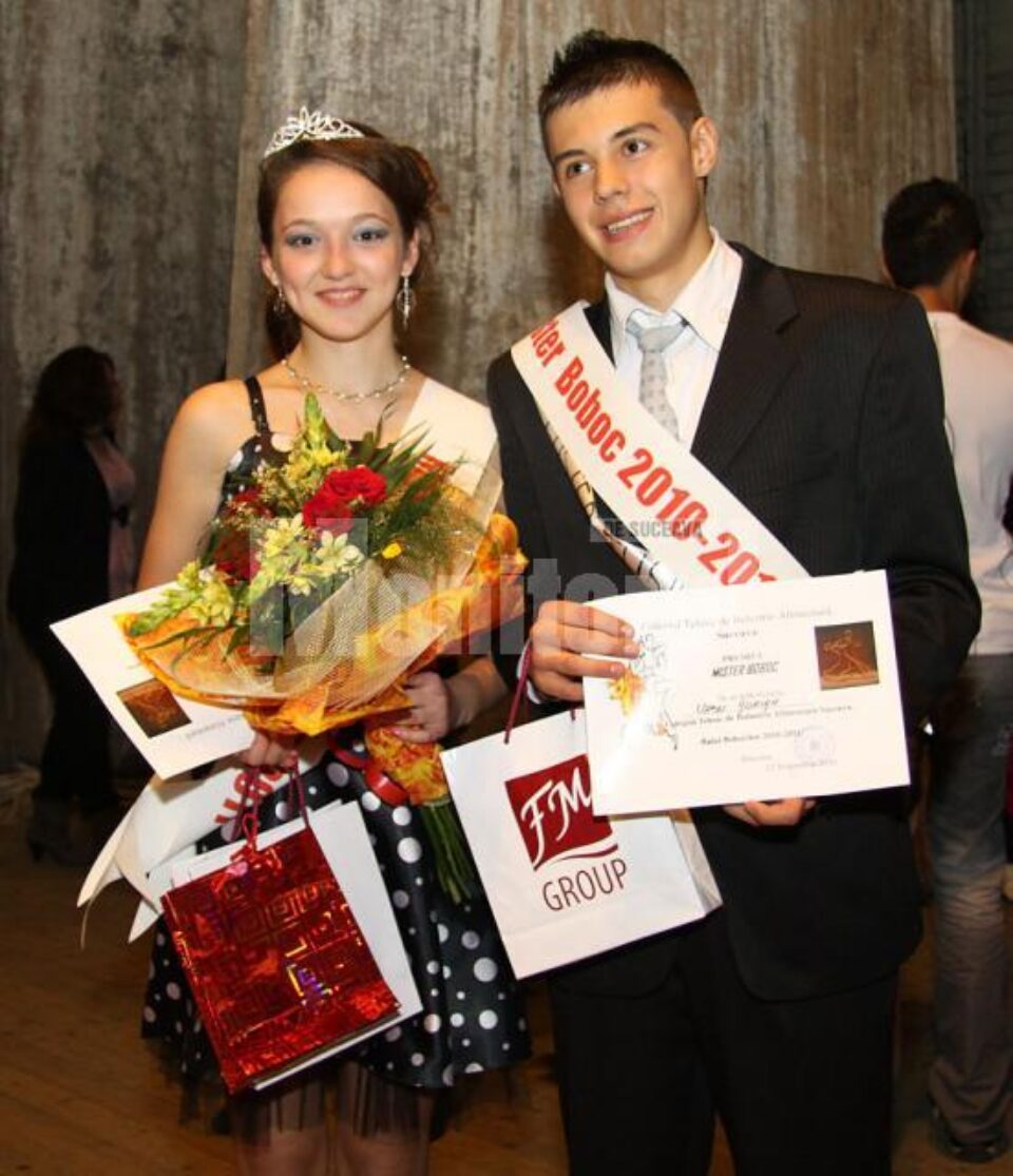 Anca Blîndu și Adrian Ursu, Miss și Mister Boboc 2010 la Alimentar