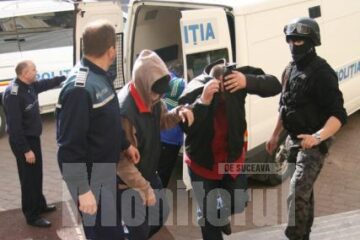 Pentru nouă persoane, Tribunalul Suceava a emis mandate de arestare pentru 29 de zile