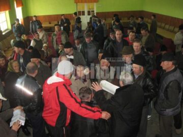 Intalnirea de la Primarie nu a reusit sa linisteasca lucrurile