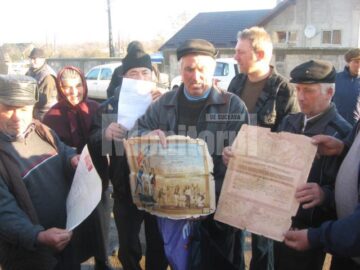 Oamenii au titluri de proprietate din 1921 și 1945