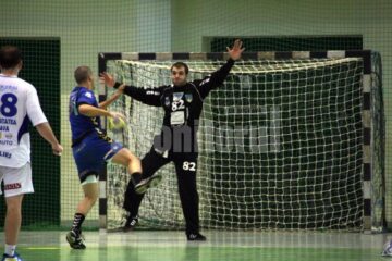 Handbal: Sucevenii i-au chinuit serios pe campioni