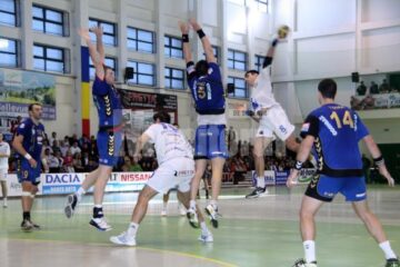 Handbal: Sucevenii i-au chinuit serios pe campioni