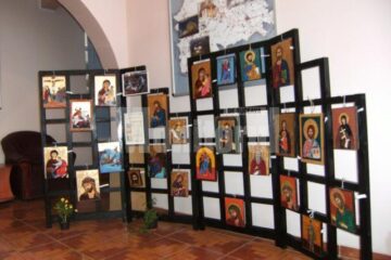 Cultural: Expoziție de icoane, la Eco-Școala nr. 10 Suceava
