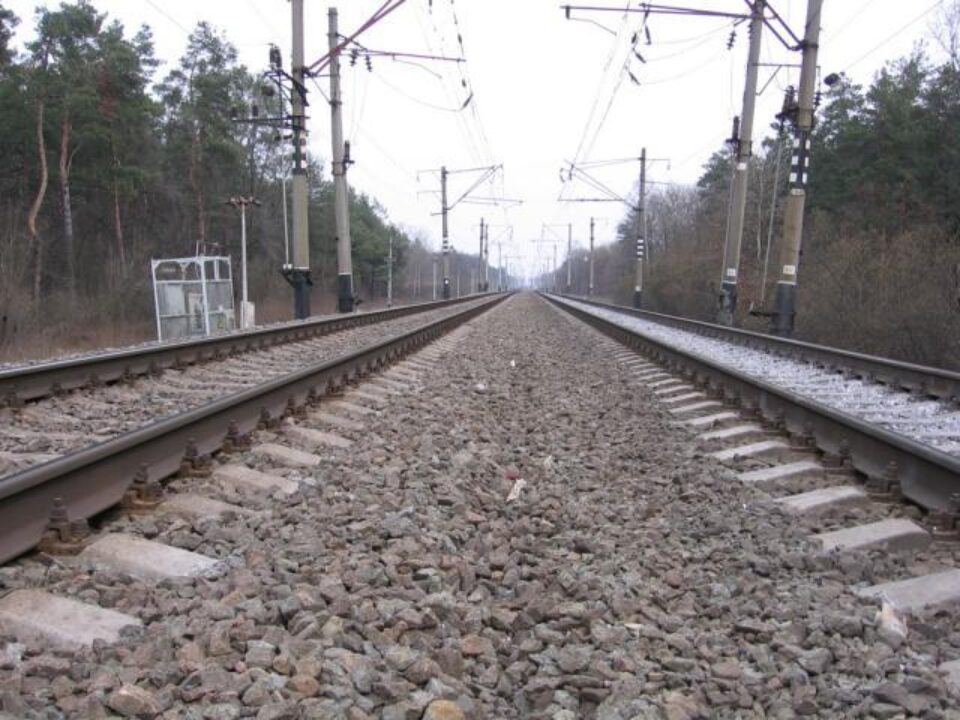 Calea ferată, un permanent pericol pentru șoferi. Foto: static.panoramio.com