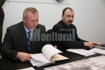 Prefectul de Botoșani, Cristian Roman, și prefectul de Suceava, Sorin Arcadie Popescu