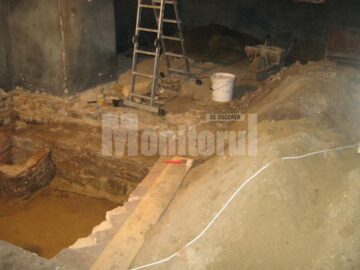 Perimetrul săpat în interiorul bisericii