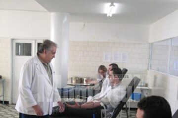 La o donare se recoltează 400 ml de sânge