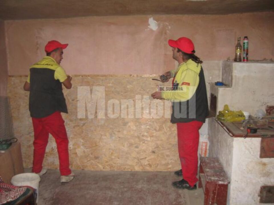 Umanitar: Baumax a ajutat o familie nevoiașă din Dănila