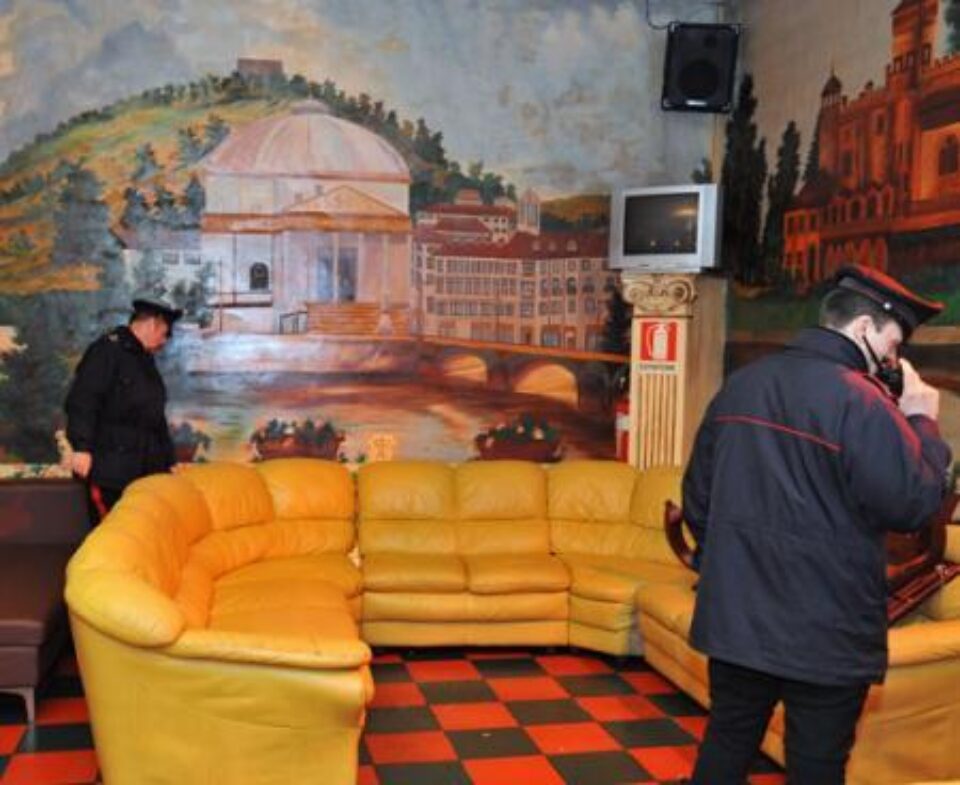 Discoteca în fața căreia a avut loc crima. Foto: La Stampa