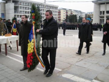 Ceremonie: Omagiu eroilor și aprecieri pentru intelighenția românească, de Ziua Națională