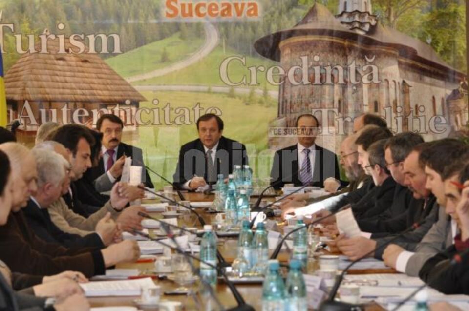 Bani: Consiliul Județean Suceava a rectificat bugetul cu suma de 2 miliarde de lei vechi