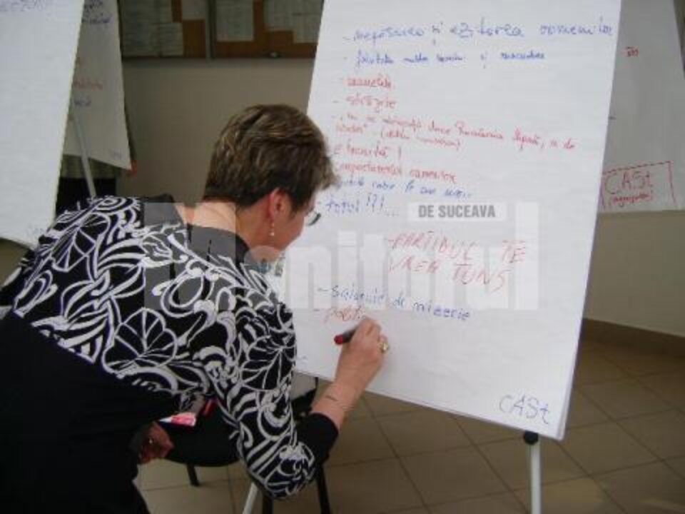 De 1 decembrie: Hora Unirii, în campusul Universității Suceava