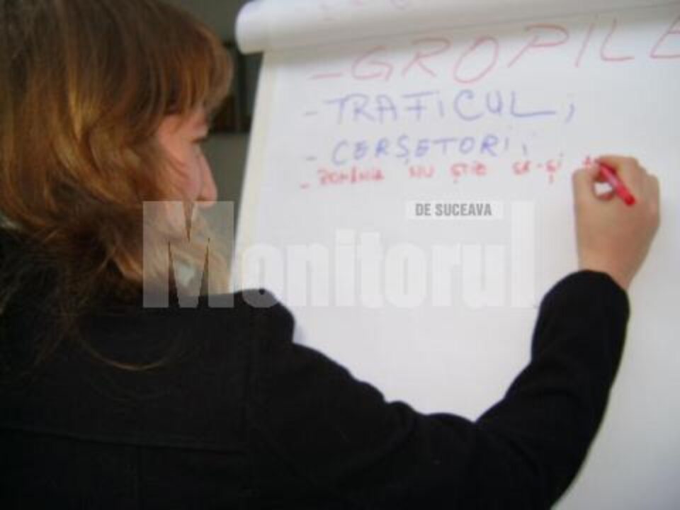 De 1 decembrie: Hora Unirii, în campusul Universității Suceava