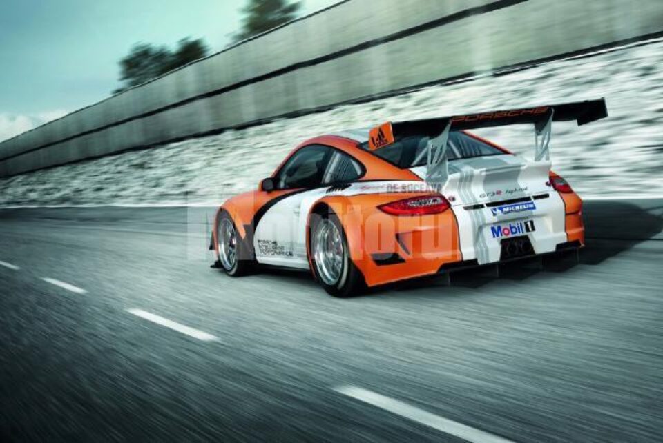 Porsche 911 GT3 R Hybrid