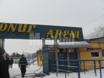 Incendiu: Flăcări pe stadionul Areni, la sediul AJF