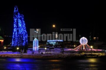 Start: La Fălticeni s-au aprins luminile de sărbători