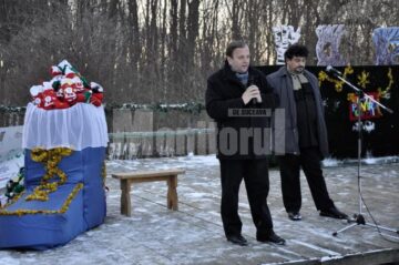 Sărbători de iarnă: Crăciunul în Bucovina a început cu darurile lui Moș Nicolae pentru copii