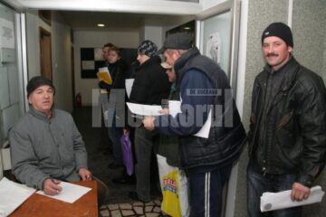 În prezent, baza de calcul a contribuțiilor sociale este foarte diferită de baza de impozitare a veniturilor