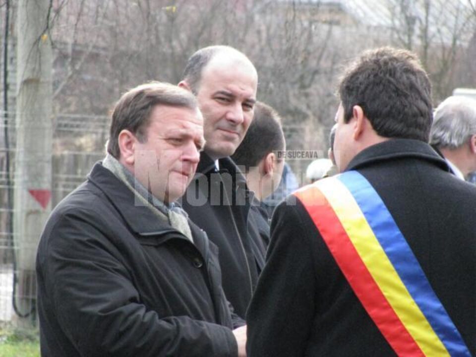 Inaugurare: Flutur a aprins flacăra de la centrala termică de la Câmpulung