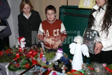 Spectacol caritabil „Dăruind din suflet” la Fălticeni