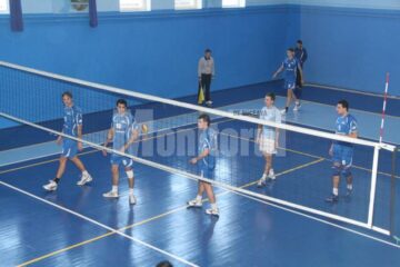 Volei: Sucevenii au pierdut în setul decisiv meciul cu Târgu Mureș