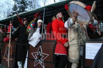 La minus 3 grade Celsius: Ambasadori din țările calde au gustat Bucovina la ea acasă