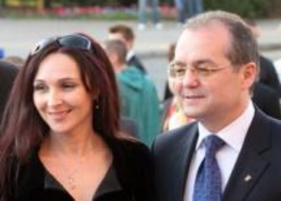 Boc: Soția mea a stat doi ani, atât permitea legea în acel moment