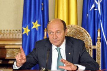 Șeful statului a semnat, ieri, decretul de promulgare a Legii privind sistemul unitar de pensii publice. Foto: Sorin LUPȘA