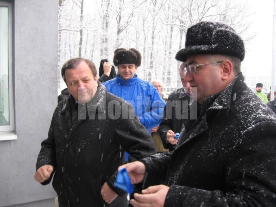 Flutur si Lungu au vizitat cel mai nou rezervor de apa al Sucevei