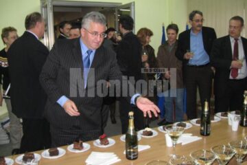 Final de an: Ultima ședință de Consiliu Local, încheiată cu șampanie și tort