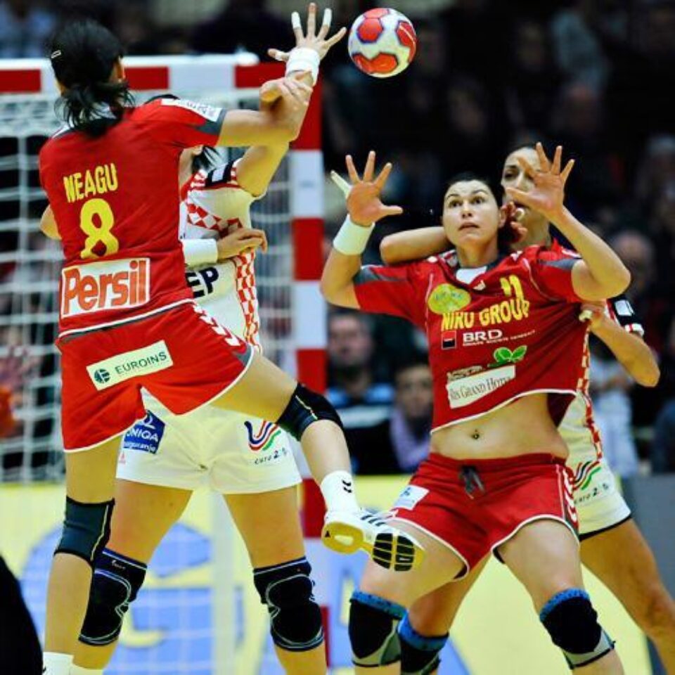 România își dispută locul în finala europeană cu Suedia