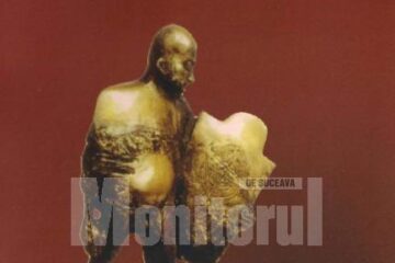 Valentin Ciucă: „Vernisaje selective”