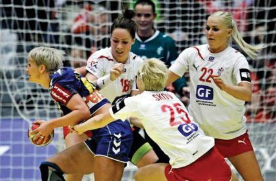 Naționala de handbal feminin a României a învins ieri, la Herning, reprezentativa Danemarcei. Foto: gsp.ro