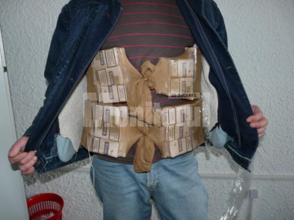 Ucraineanul avea asupra sa aproape 250 de pachete de țigări de contrabandă