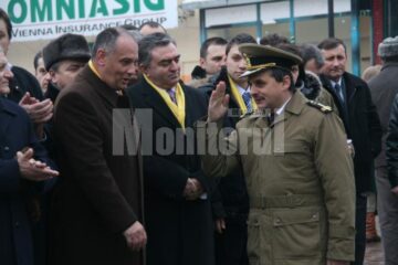 Eveniment: Colinde la comemorarea eroilor Revoluției din decembrie