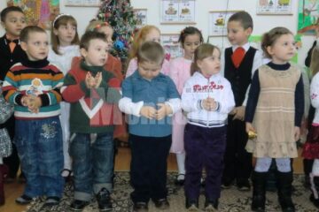 Copiii din Iacobești au pregătit ca întotdeauna un program special