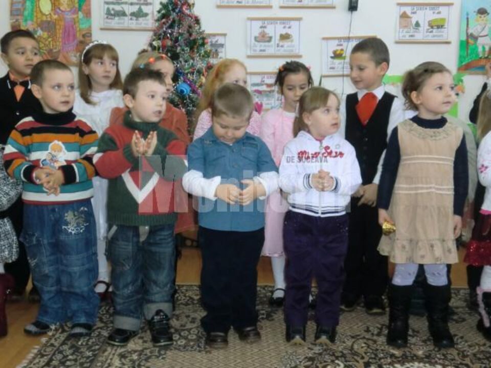 Copiii din Iacobești au pregătit ca întotdeauna un program special