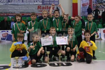 Cupa Moș Crăciun a adus bucurie imensă pentru unii copii, iar premiile au fost acordate de internaționalul Dorin Goian