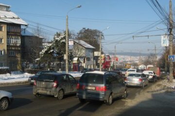 Guvernul a decis ca taxa auto să fie majorată în medie cu 45-50%, de la 1 ianuarie 2011