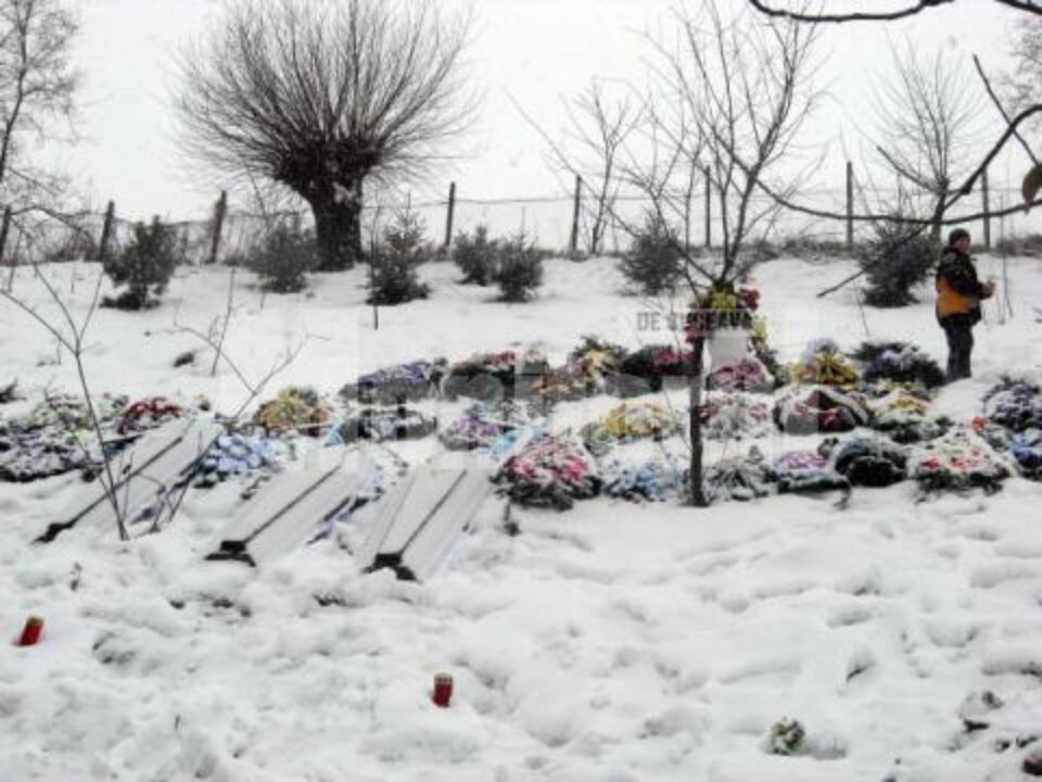 Familie urmărită de moarte