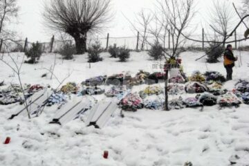 Familie urmărită de moarte