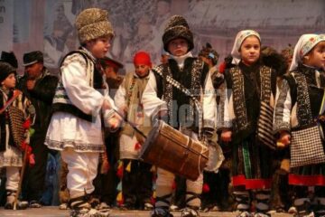 Tradiții de Crăciun și Anul Nou, la Fălticeni