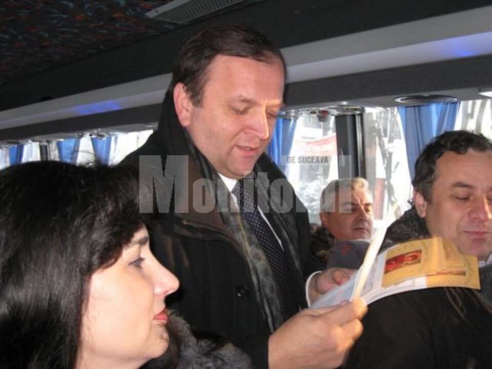 Achiziție: Autocar nou pentru Ansamblul Ciprian Porumbescu