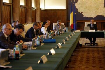 Guvernul amână cu un an, până în 2012, creșterea taxelor de protecție a proprietății industriale
