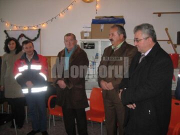 Sfințirea sediului s-a făcut în prezența primarului Sucevei, Ion Lungu, a directorului Serviciului de Ambulanță, Daniel Martiniuc, a șefului Direcției de Sănătate Publică, Ludovic Abiței