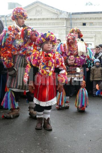 Urători puțini și Revelion în stradă la Fălticeni