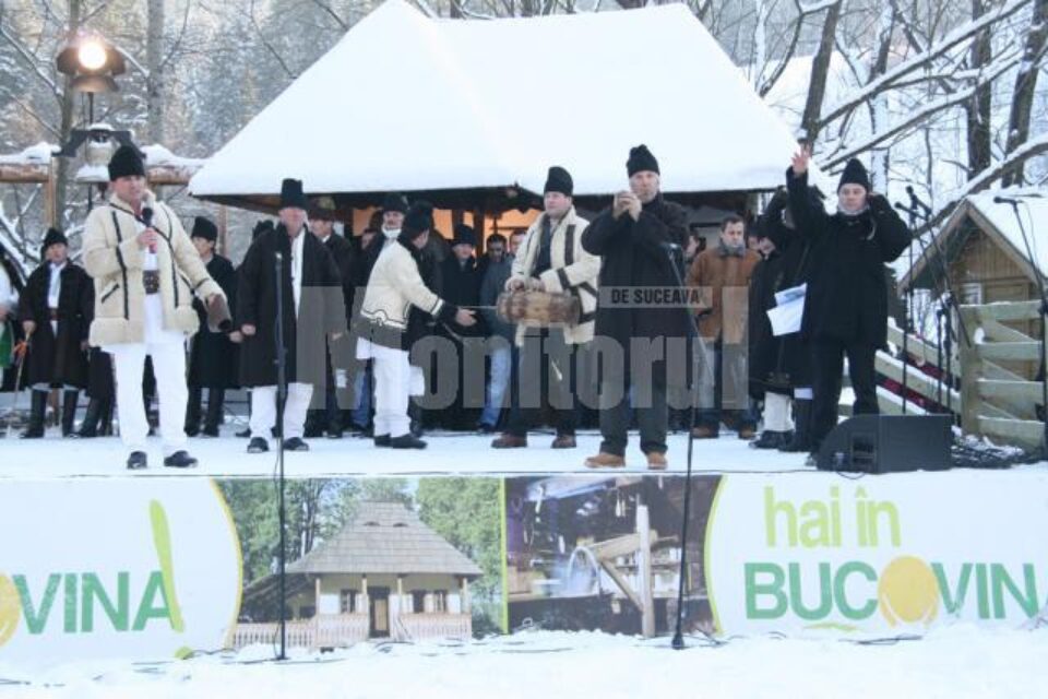În ajunul Anului Nou pe vechi, pe data de 13 ianuarie a.c., vor fi organizate spectacole cu obiceiuri de iarnă în Gura Humorului și Vatra Dornei