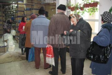 Suceava: Zeci de tone de alimente de la UE vor fi redistribuite pensionarilor și săracilor