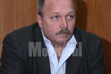 Constantin Plăcintă, și-a anunțat, ieri, intenția de a renunța de la 1 aprilie la funcția pe care o deține